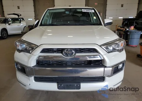 2019 Toyota 4Runner Sr5/Sr5 Premium z USA, uszkodzony, nr VIN JTEBU5JR1K5702689